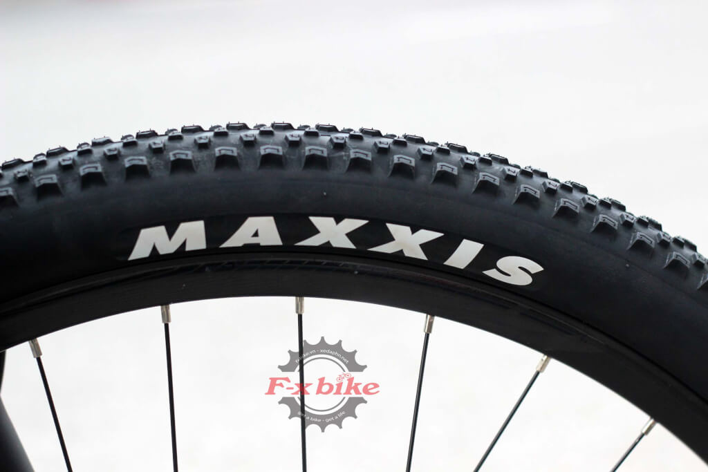  Lốp Maxxis Ikon 29inch×2.2, wire bead