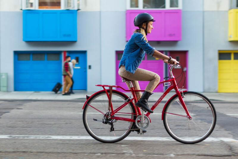 Cách phối đồ thời trang – cá tính khi đi xe đạp nữ