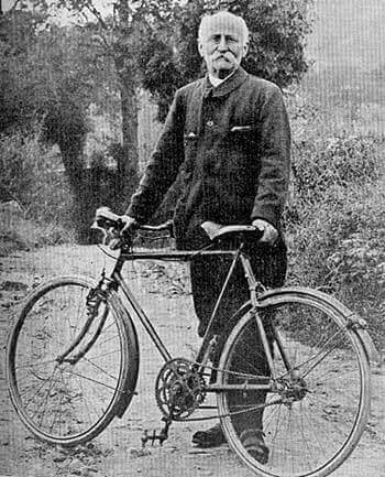 Paul de Vivie (1853-1930) người phát minh ra hệ thống líp xe nhiều dĩa.