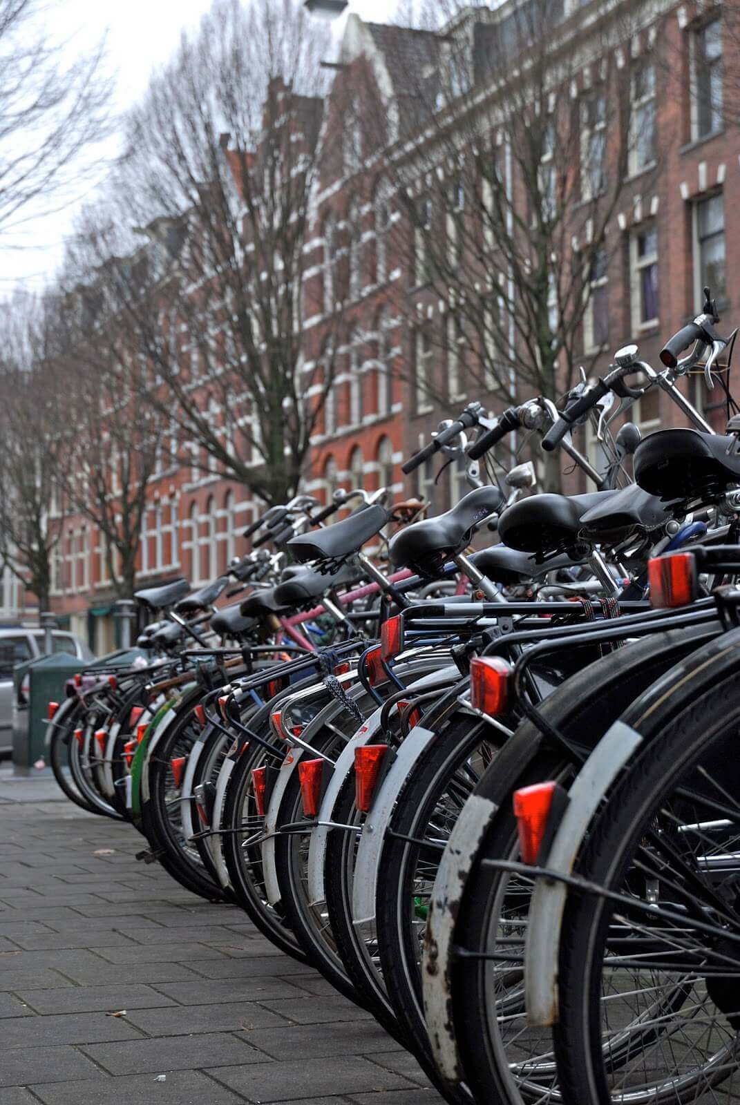 Luôn có bãi đỗ cho xe đạp ở mọi nơi trên đường phố