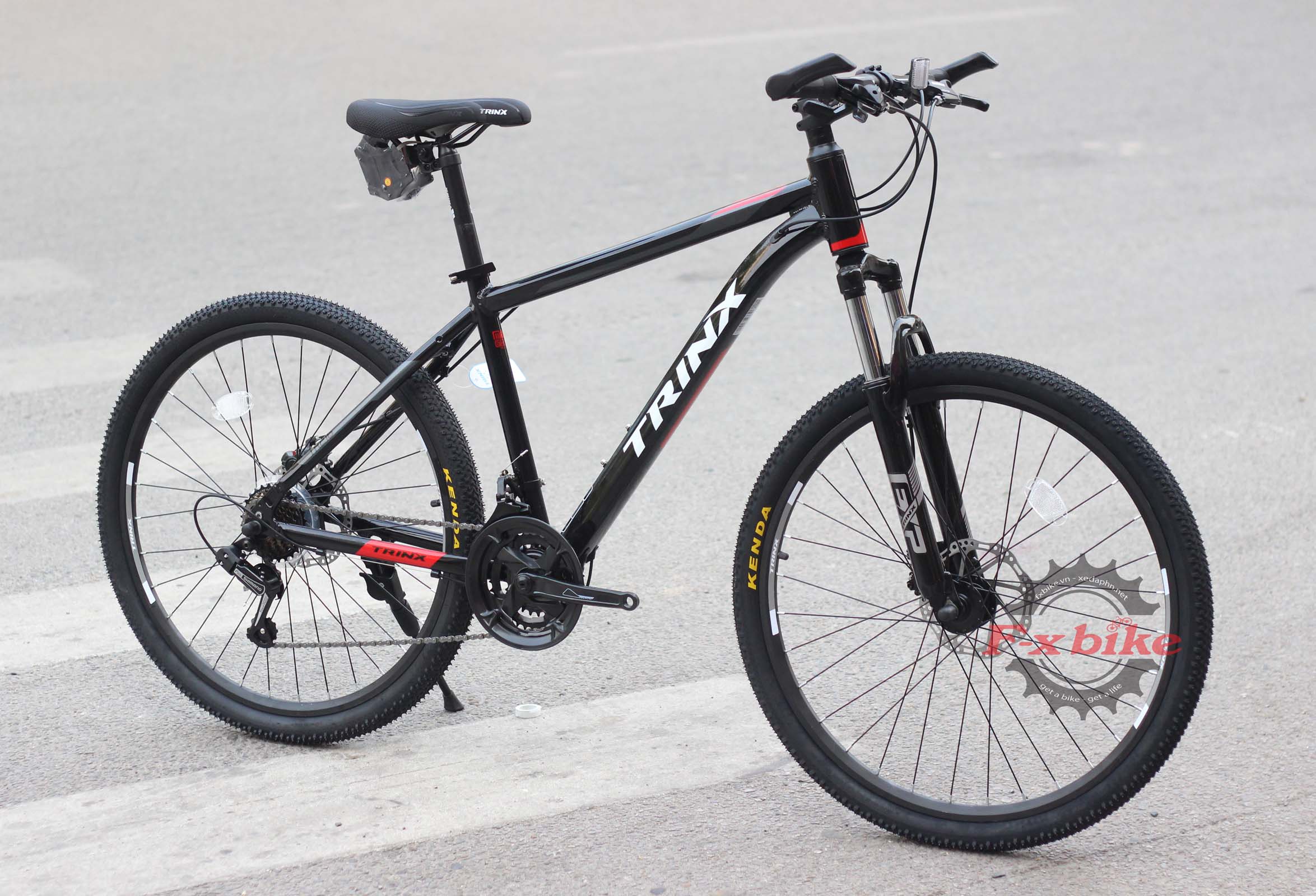 Xe đạp Trinx TR216 (2022) Màu Đen Đỏ